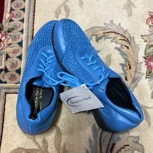 Beacon stretch n form shoes hotsell